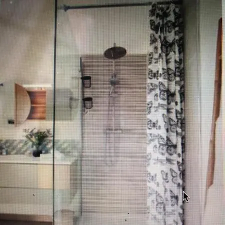 Pensión Le 1818 Gite 3*